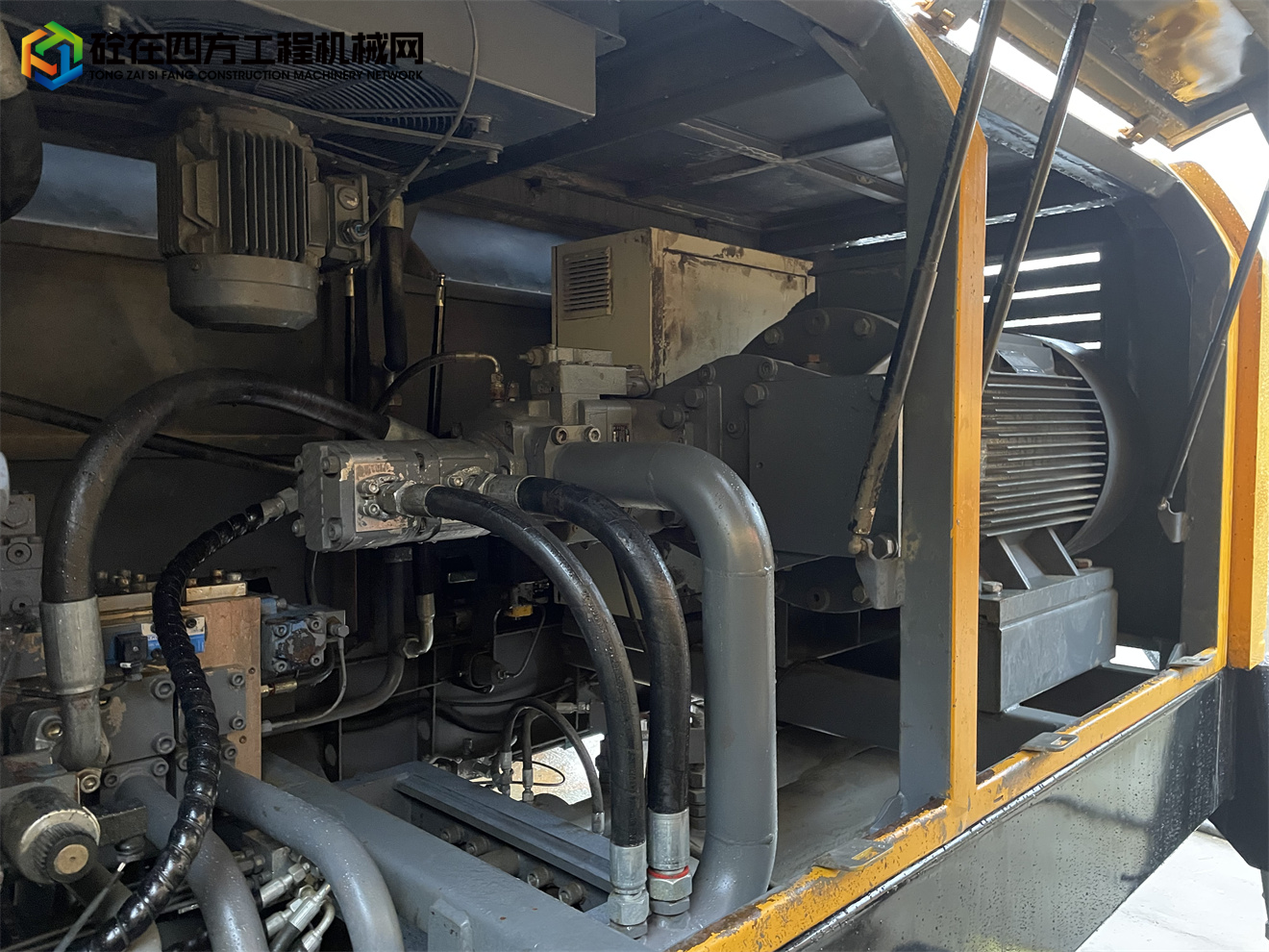 https://images.tongzsf.com/tong/truck_machine/20220121/161ea251b213a4.jpg