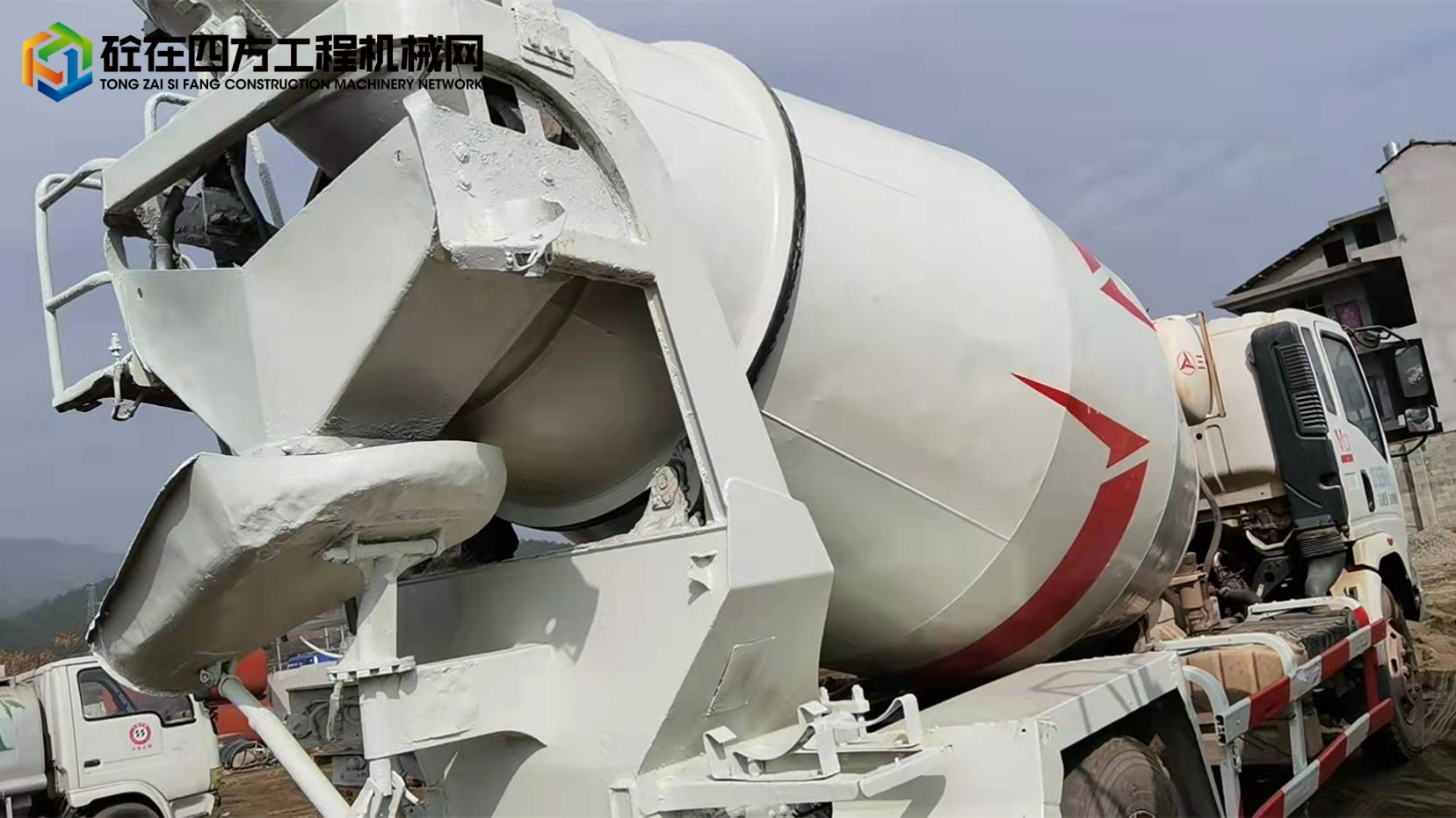 https://images.tongzsf.com/tong/truck_machine/20220122/161eb9ab56738f.jpg