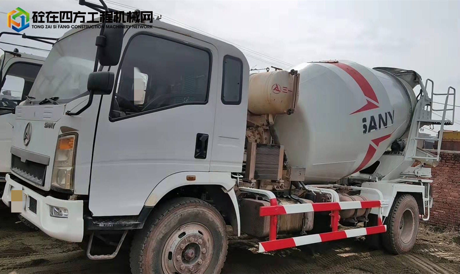 https://images.tongzsf.com/tong/truck_machine/20220122/161eb9ab6ced12.jpg