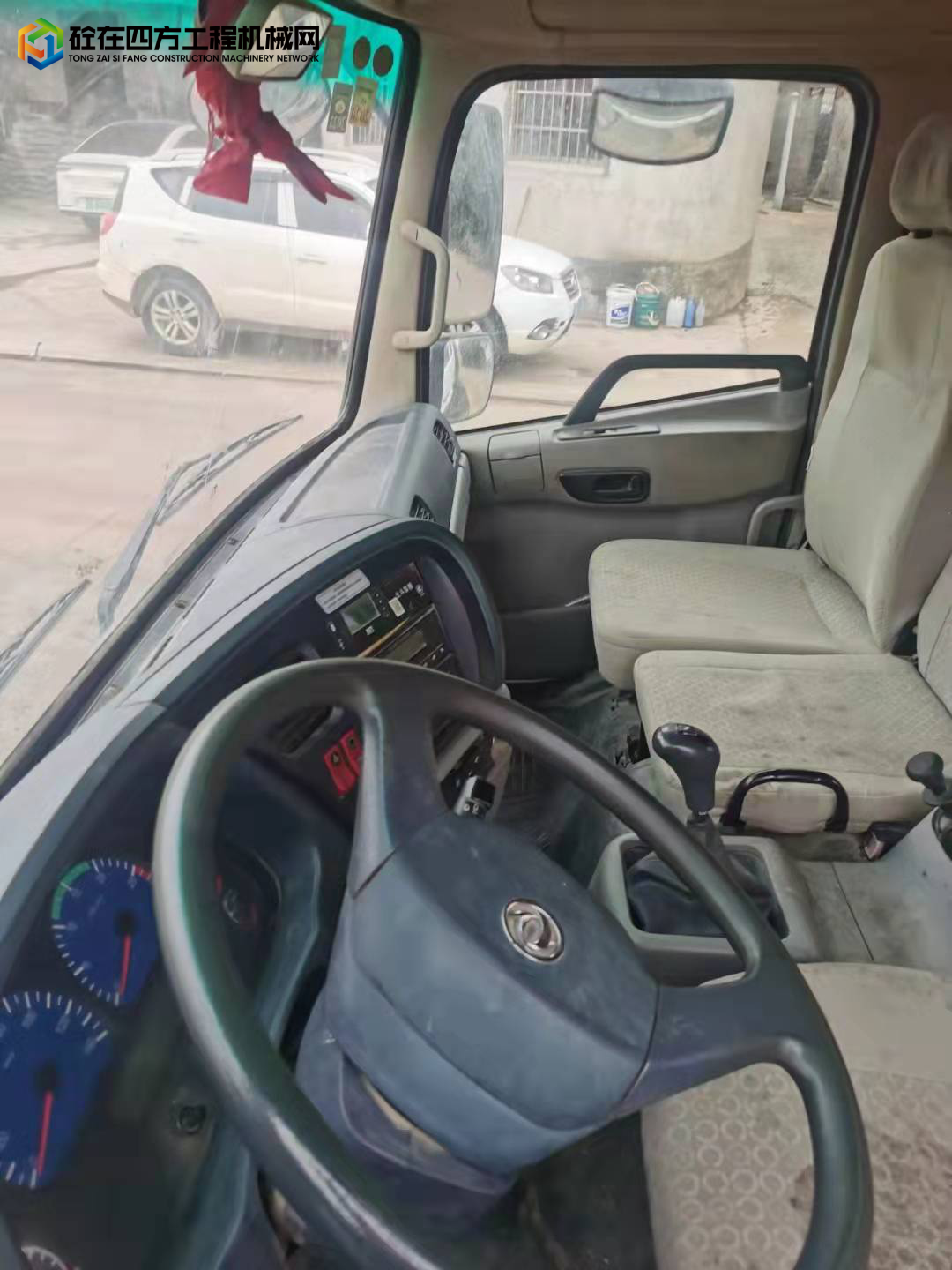 https://images.tongzsf.com/tong/truck_machine/20220122/161ebba15d834e.jpg
