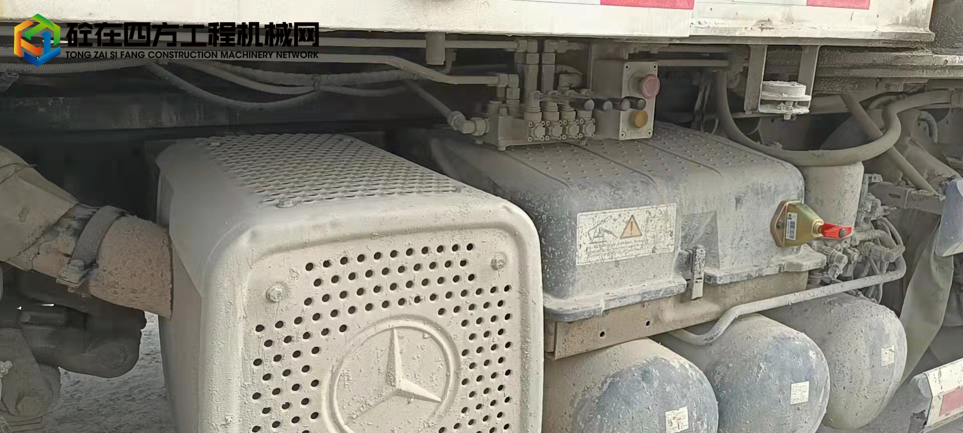 https://images.tongzsf.com/tong/truck_machine/20220125/161ef7698b4349.jpg