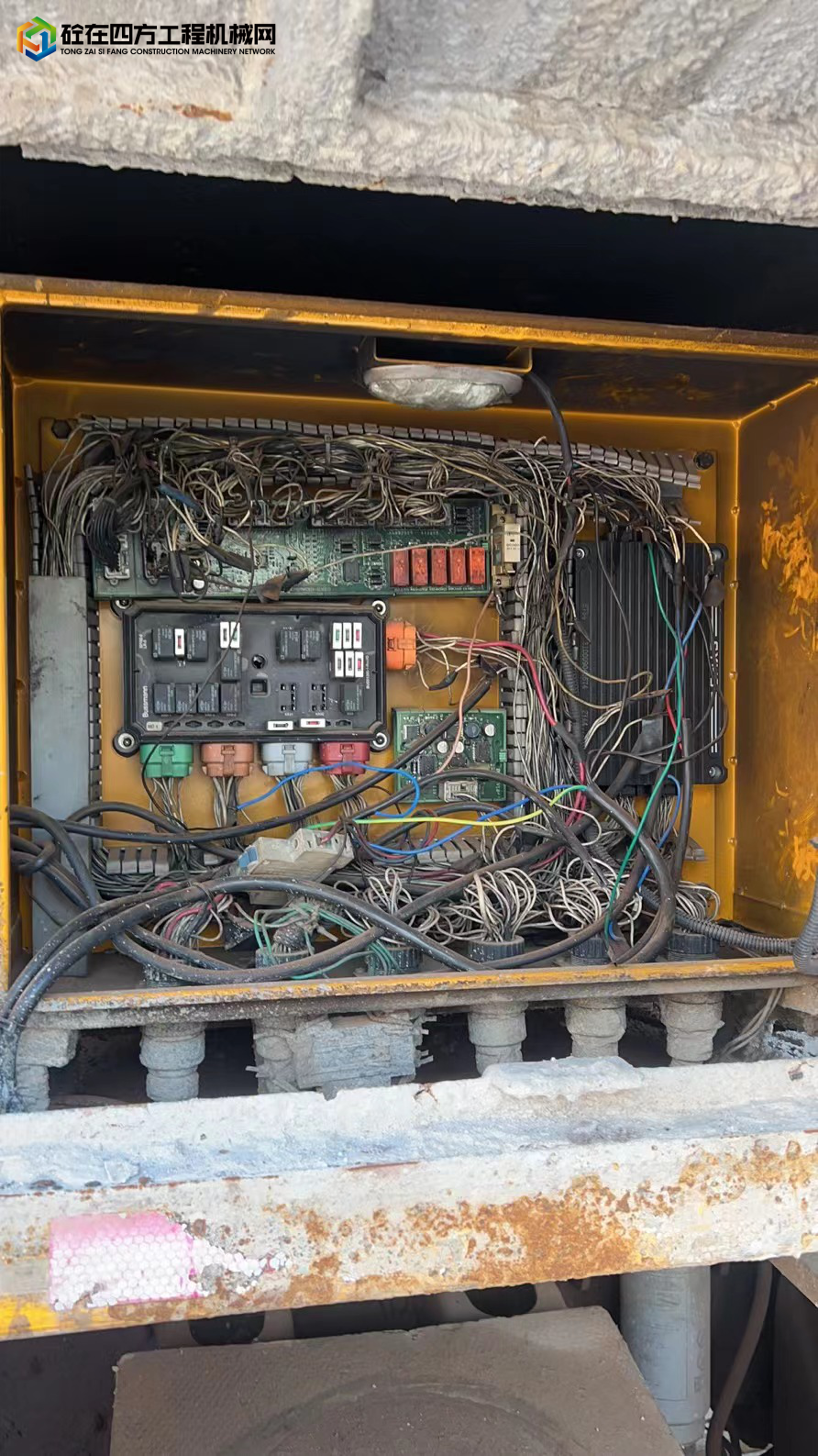 https://images.tongzsf.com/tong/truck_machine/20220128/161f3f030926dc.jpg