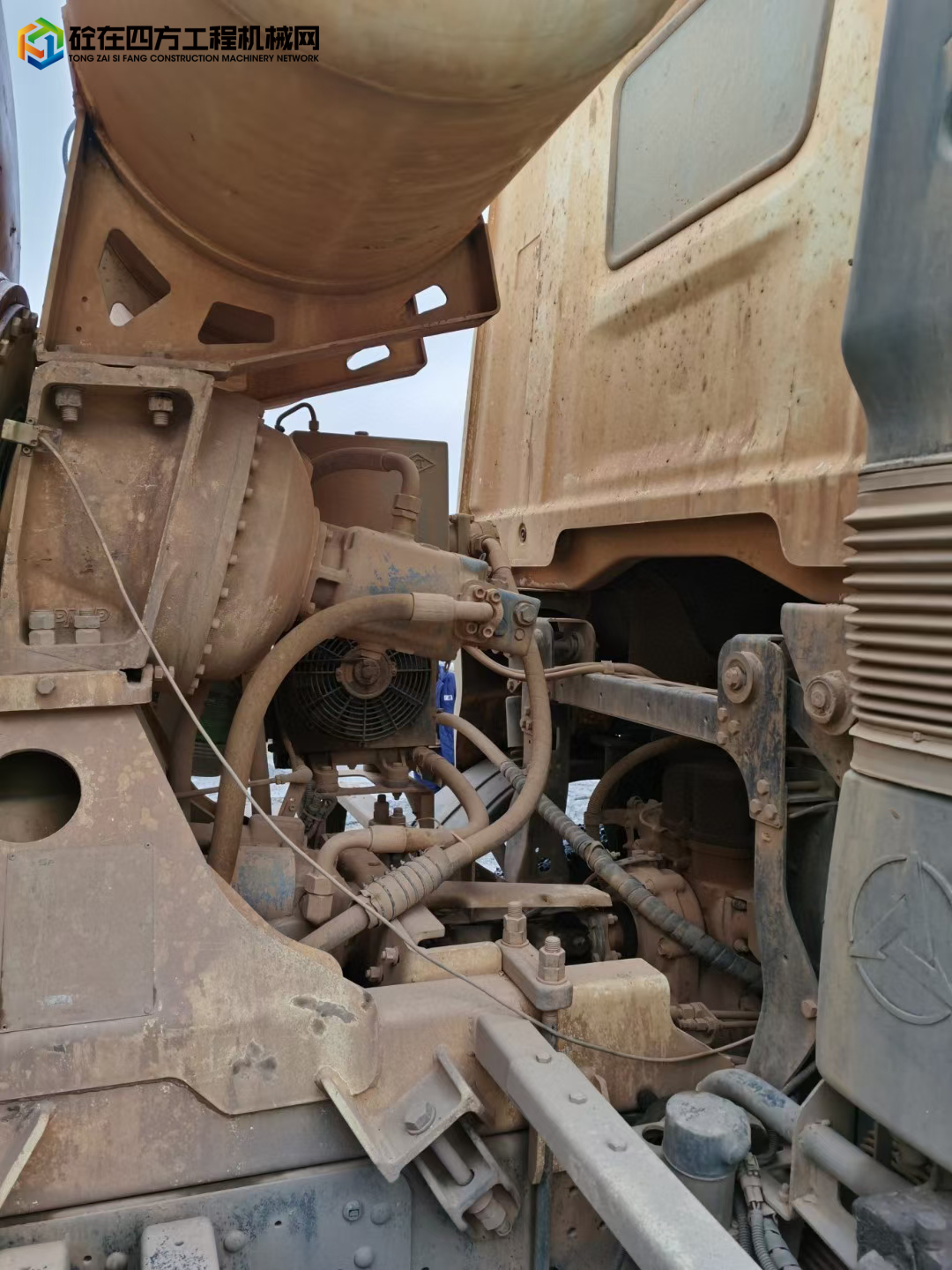 https://images.tongzsf.com/tong/truck_machine/20220129/161f53f9c10a4a.jpg