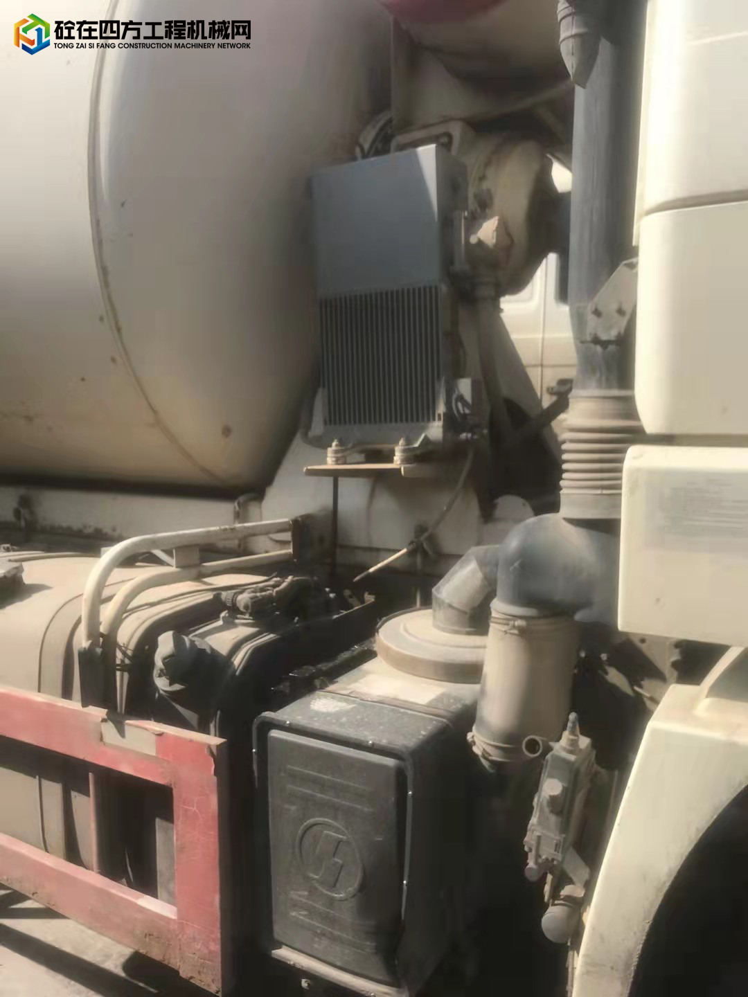 https://images.tongzsf.com/tong/truck_machine/20220130/161f56dd3d9278.jpg