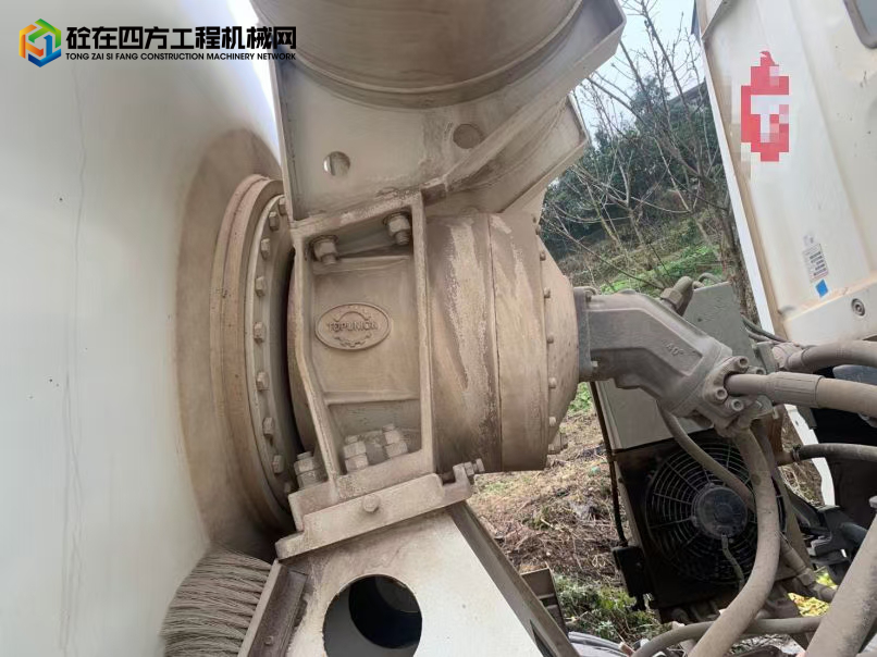 https://images.tongzsf.com/tong/truck_machine/20220130/161f6357c9c960.jpg