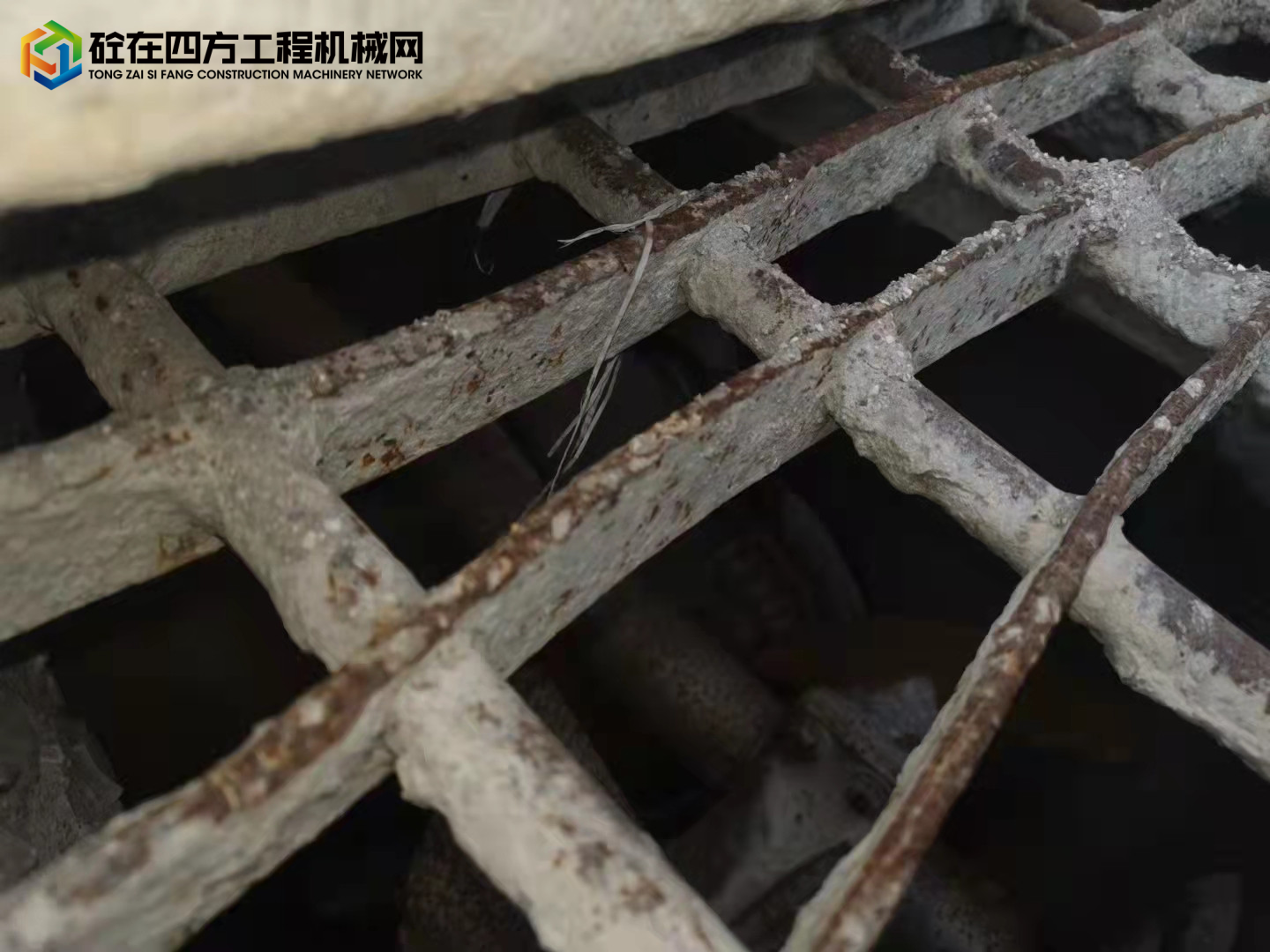 https://images.tongzsf.com/tong/truck_machine/20220207/16200da31ab2be.jpg