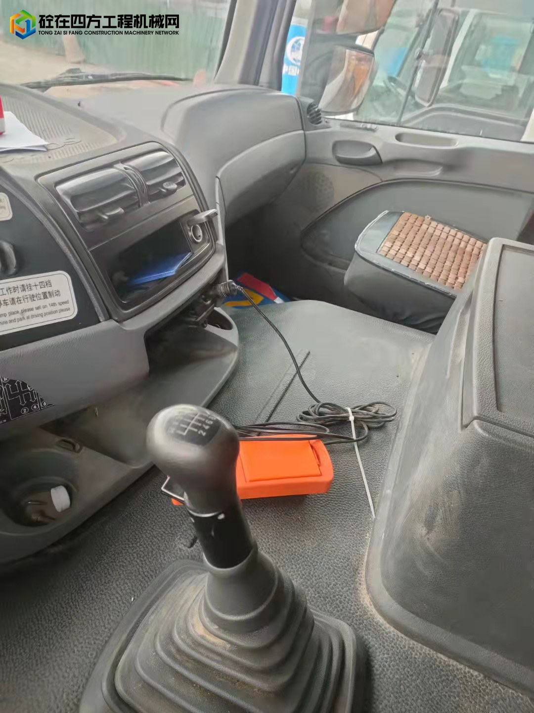 https://images.tongzsf.com/tong/truck_machine/20220210/162049f4a00bf3.jpg