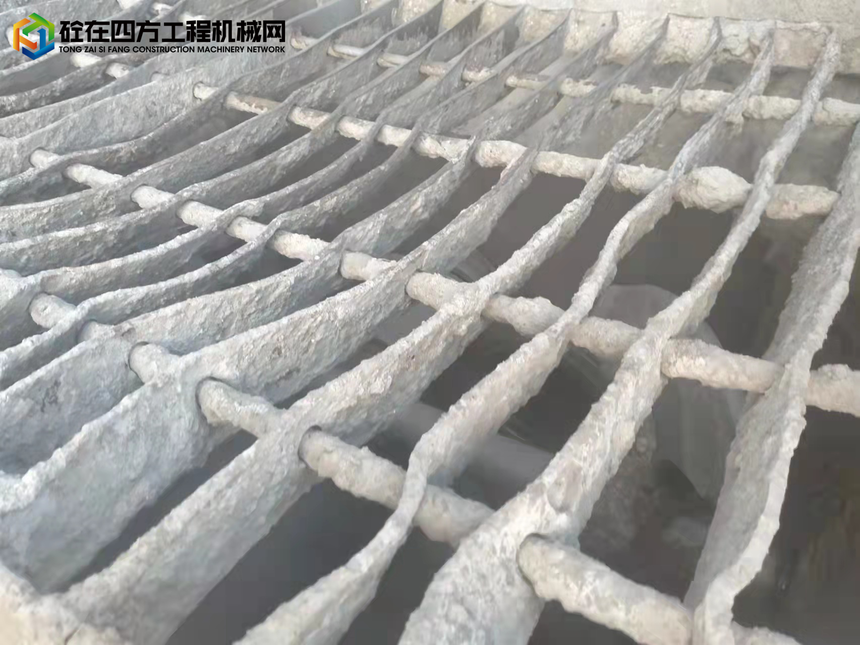 https://images.tongzsf.com/tong/truck_machine/20220215/1620affc029776.jpg