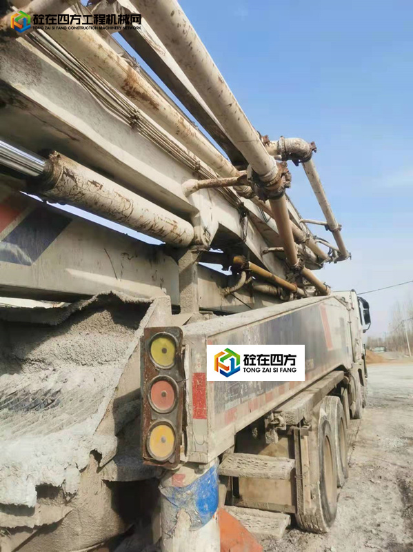 https://images.tongzsf.com/tong/truck_machine/20220215/1620b1d88b9d47.jpg