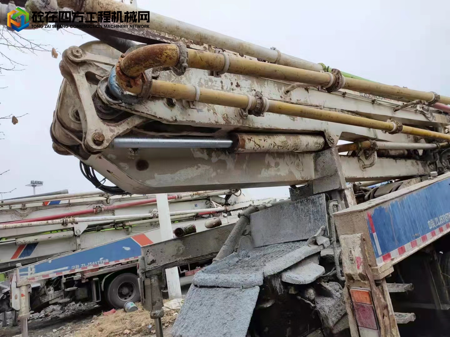 https://images.tongzsf.com/tong/truck_machine/20220216/1620caf5f8fd83.jpg