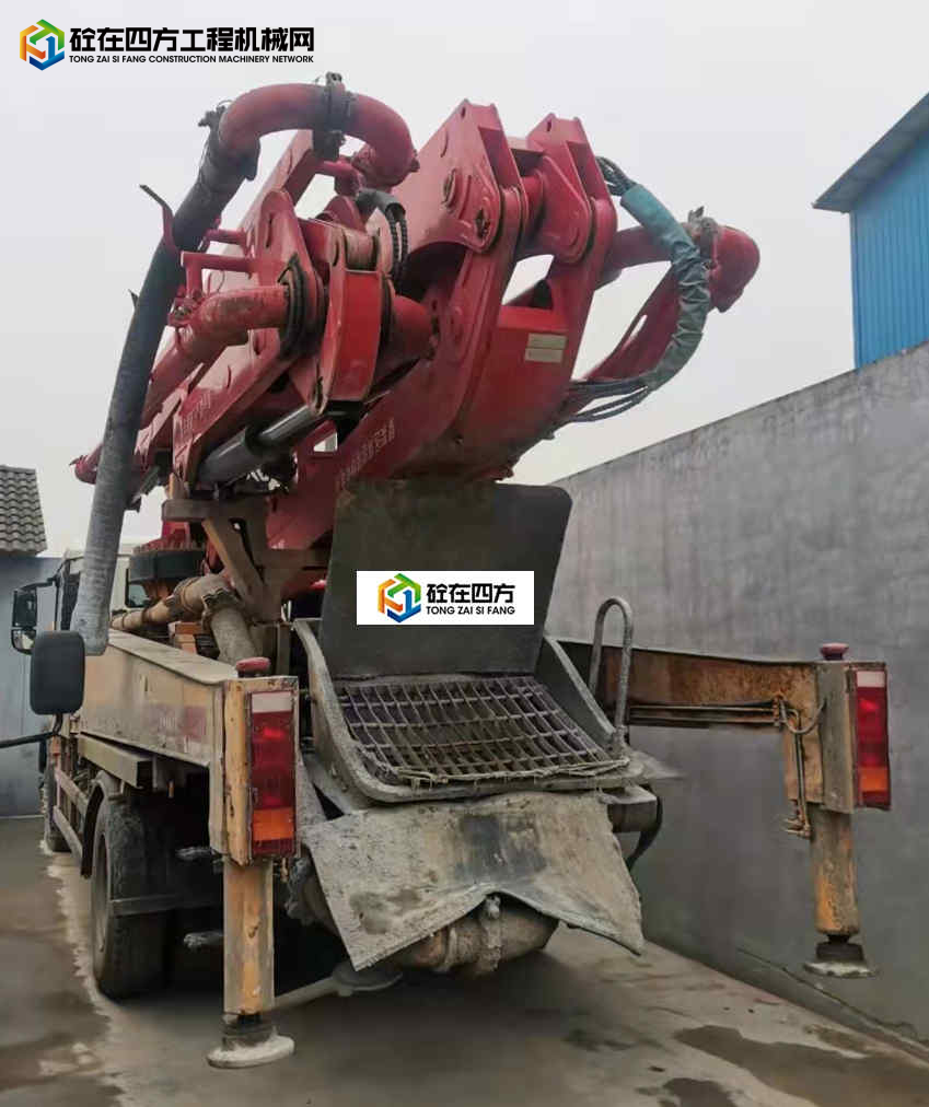 https://images.tongzsf.com/tong/truck_machine/20220216/1620cc61b3cd41.jpg