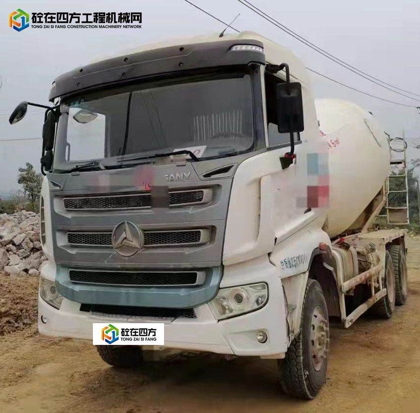 https://images.tongzsf.com/tong/truck_machine/20220217/1620dc8cc2de37.jpg