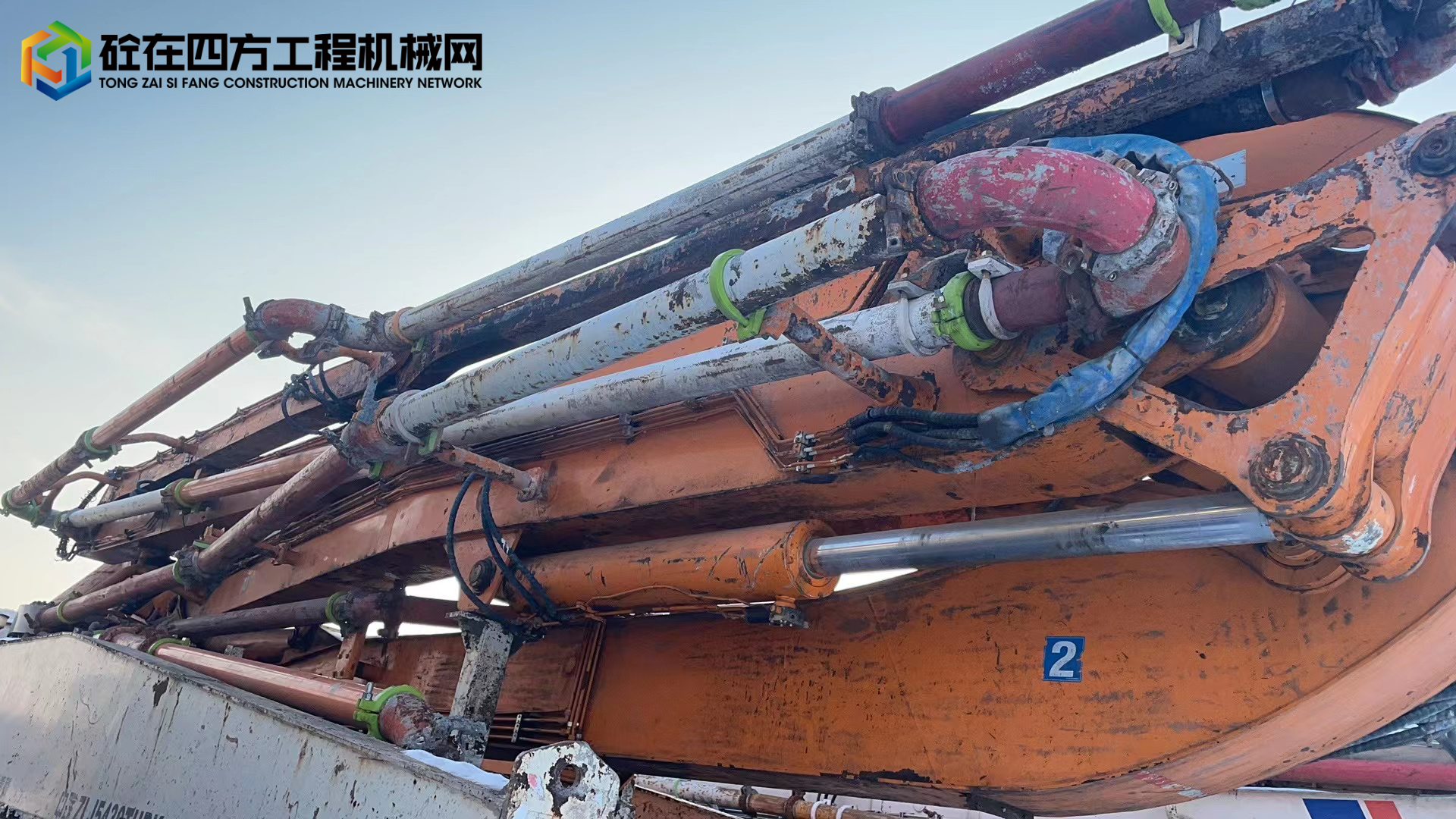 https://images.tongzsf.com/tong/truck_machine/20220217/1620e09fe1e9e4.jpg
