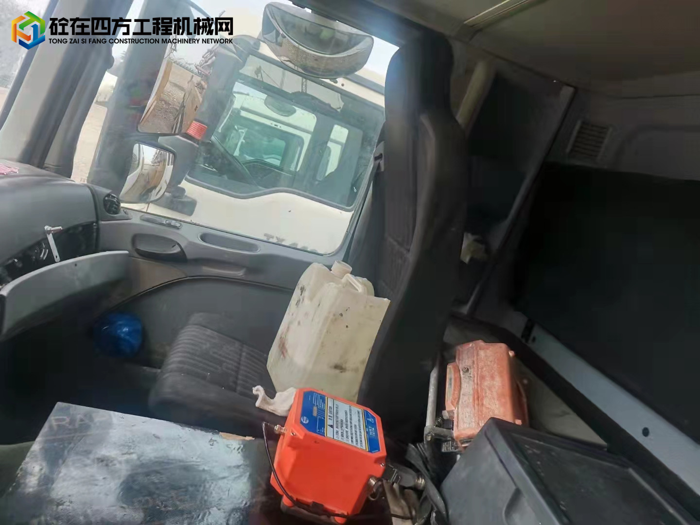 https://images.tongzsf.com/tong/truck_machine/20220218/1620f360d633d6.jpg