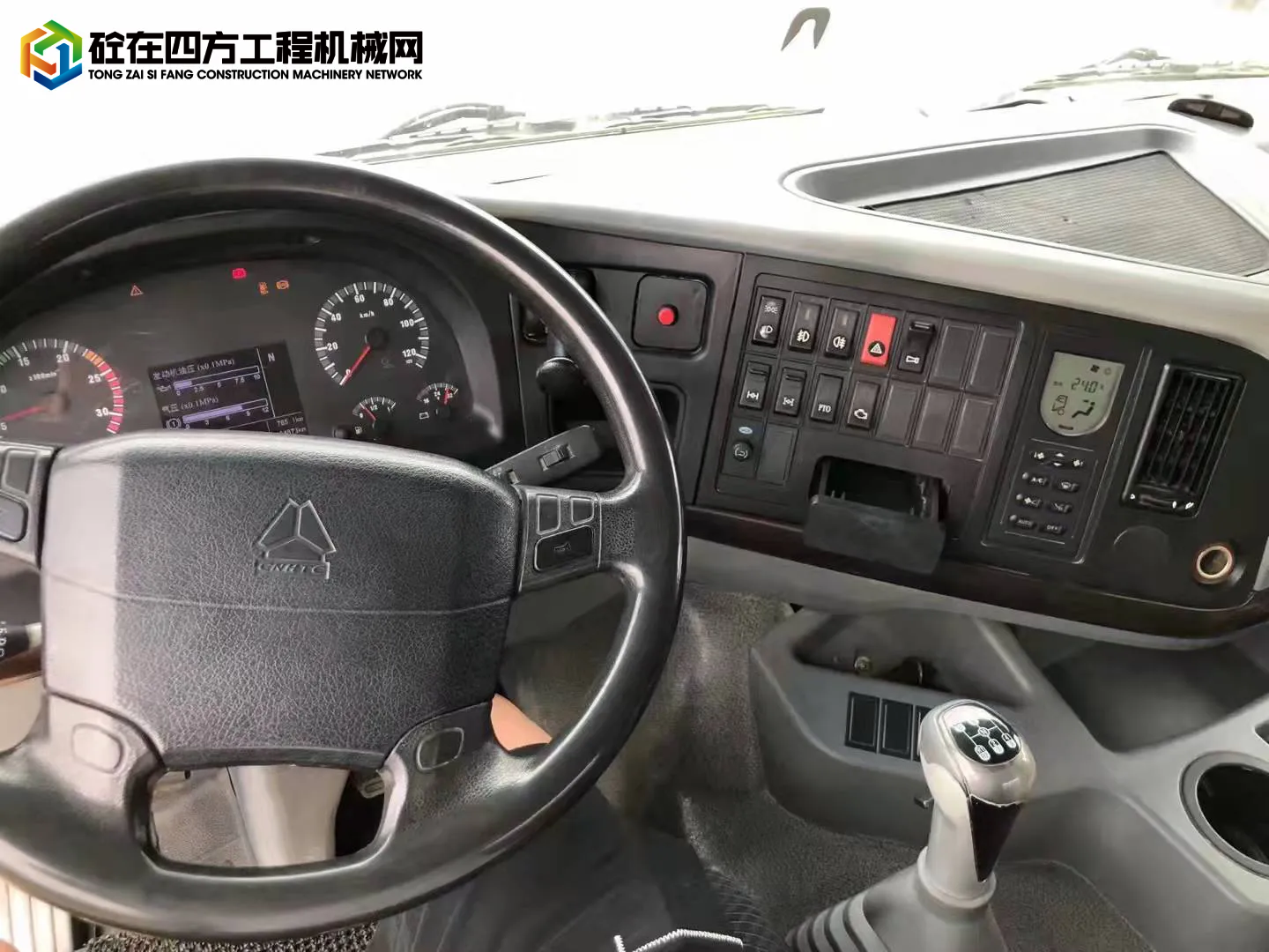 https://images.tongzsf.com/tong/truck_machine/20220222/1621478c6ad57b.jpg