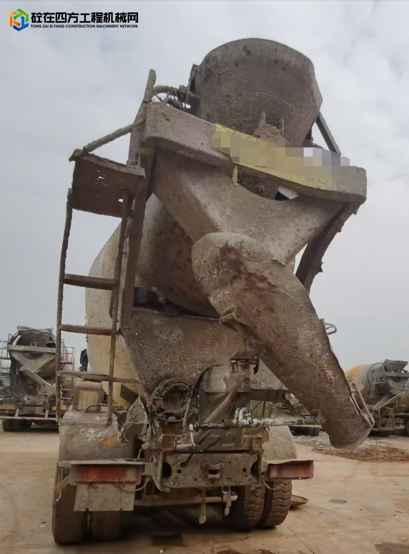 https://images.tongzsf.com/tong/truck_machine/20220222/162148c6c956c7.jpg