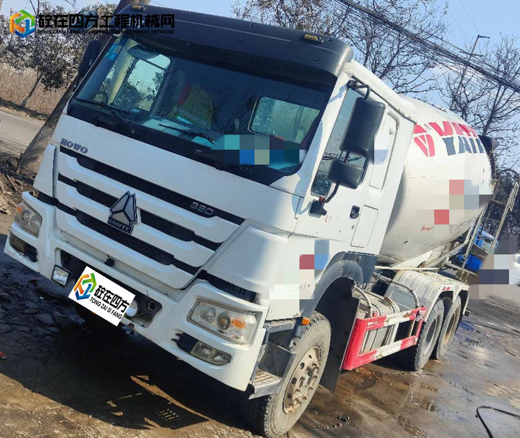 https://images.tongzsf.com/tong/truck_machine/20220223/162158b9ff01da.jpg