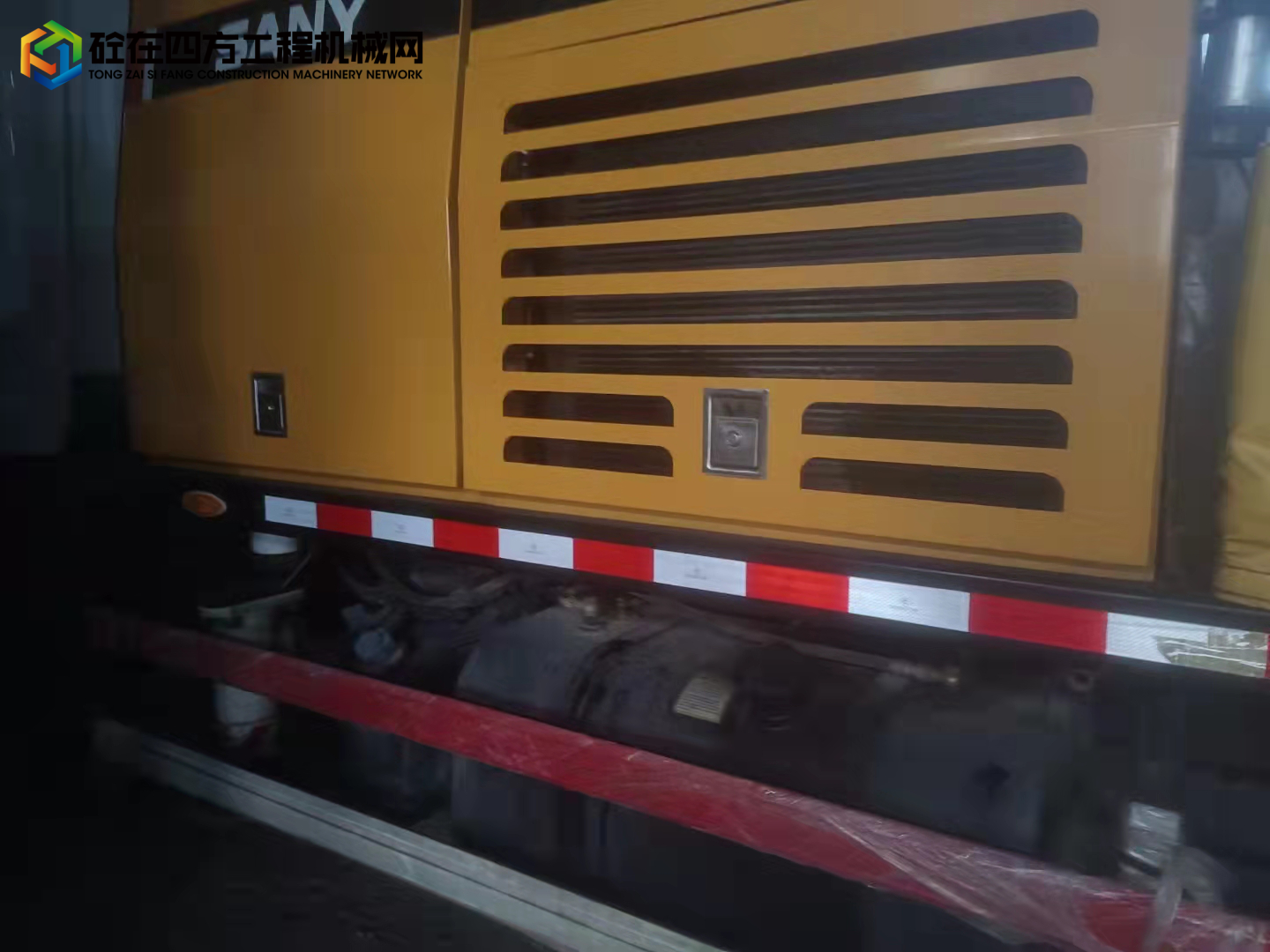 https://images.tongzsf.com/tong/truck_machine/20220224/16216eae7cb5f9.jpg