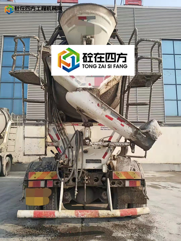 https://images.tongzsf.com/tong/truck_machine/20220224/162174902b7629.jpg