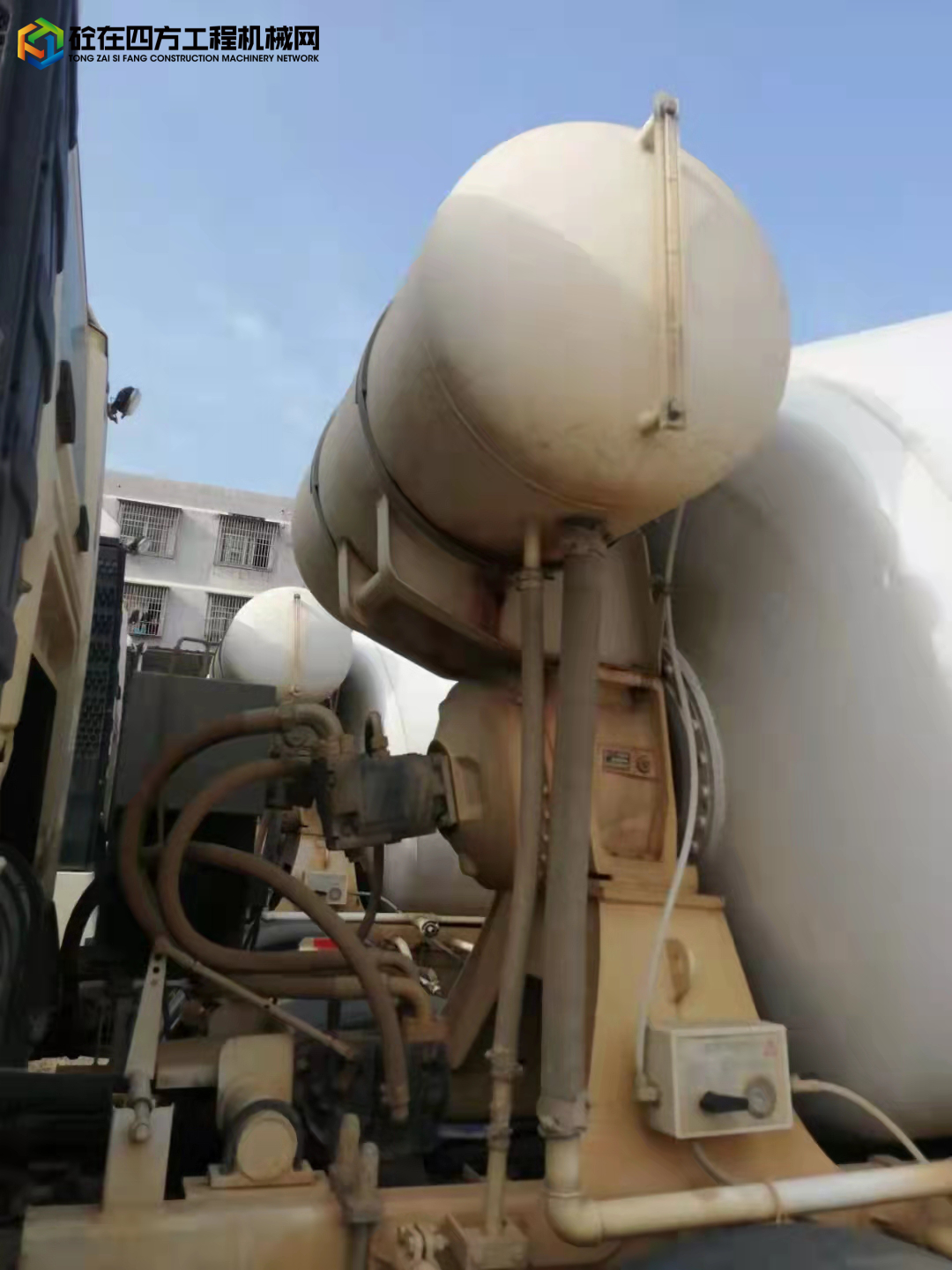 https://images.tongzsf.com/tong/truck_machine/20220225/162183f79e3670.jpg