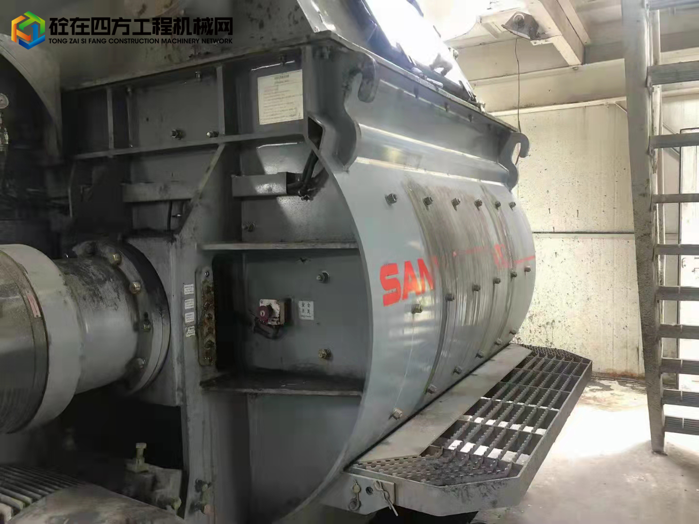 https://images.tongzsf.com/tong/truck_machine/20220225/162189a086a776.jpg