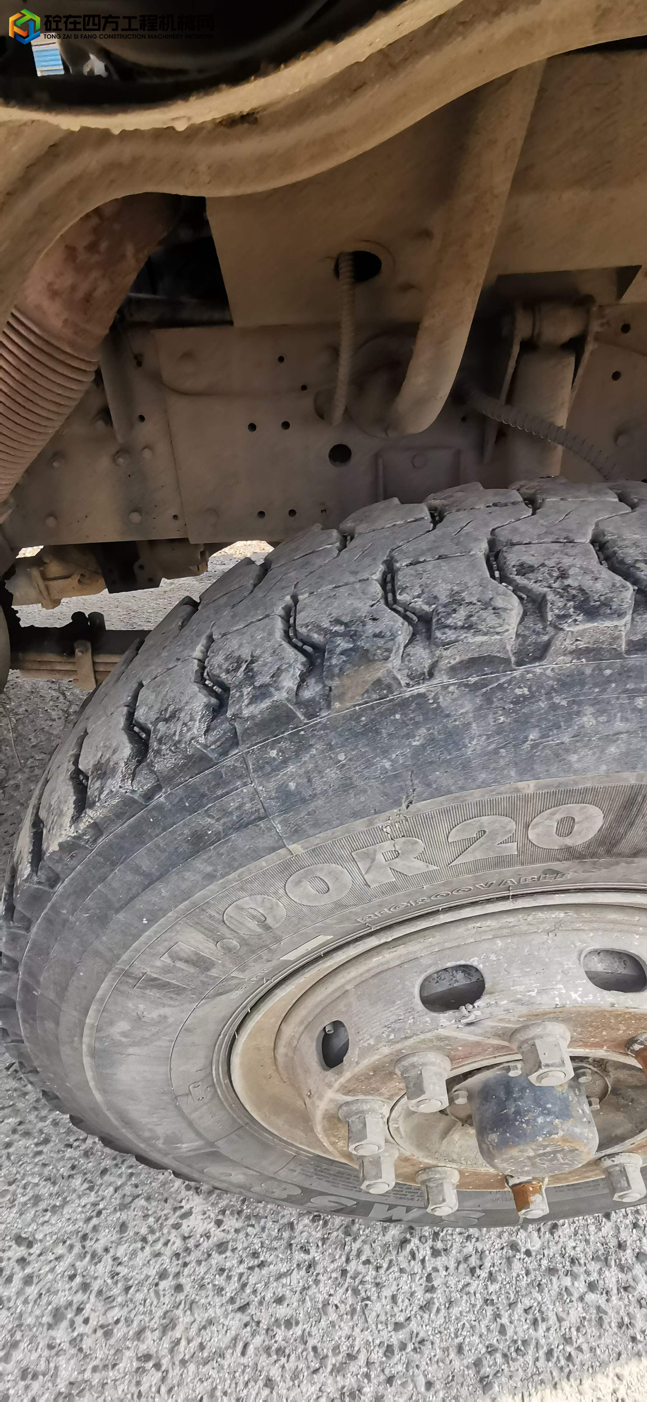 https://images.tongzsf.com/tong/truck_machine/20220226/16219876e44eea.jpg