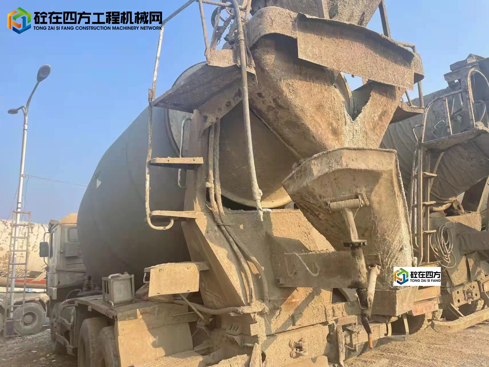 https://images.tongzsf.com/tong/truck_machine/20220228/1621c21b56ccaf.jpg