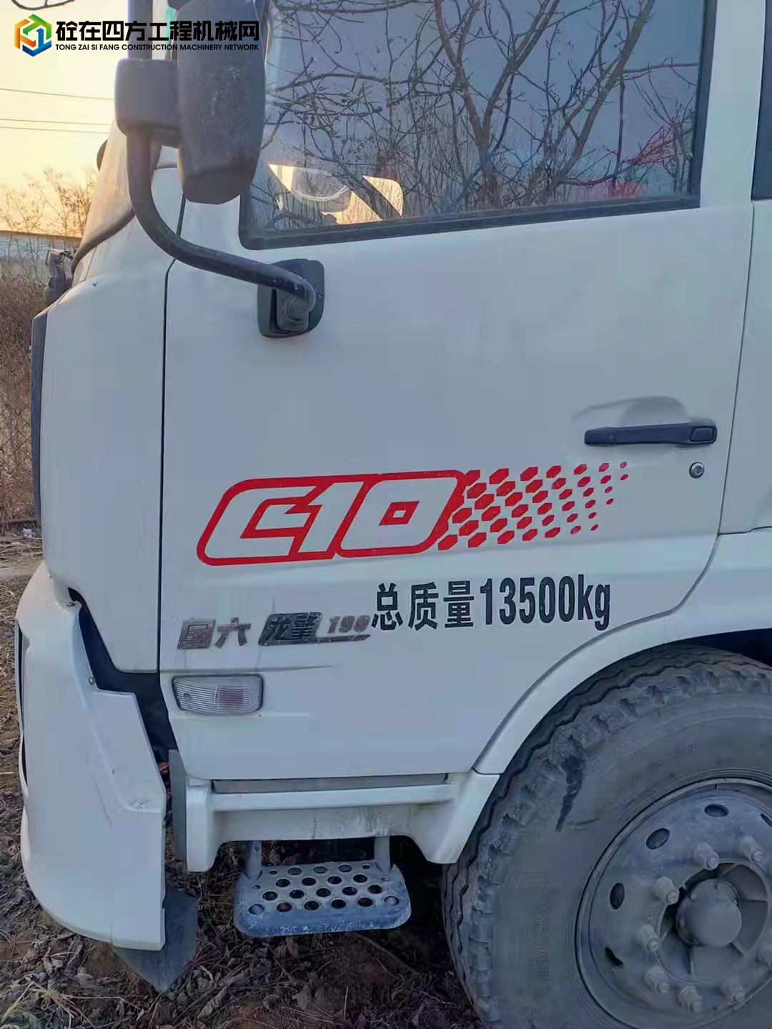 https://images.tongzsf.com/tong/truck_machine/20220228/1621c363457ac9.jpg