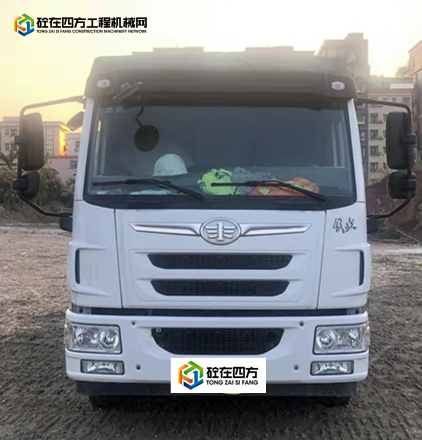 https://images.tongzsf.com/tong/truck_machine/20220228/1621c8d2d55a04.jpg