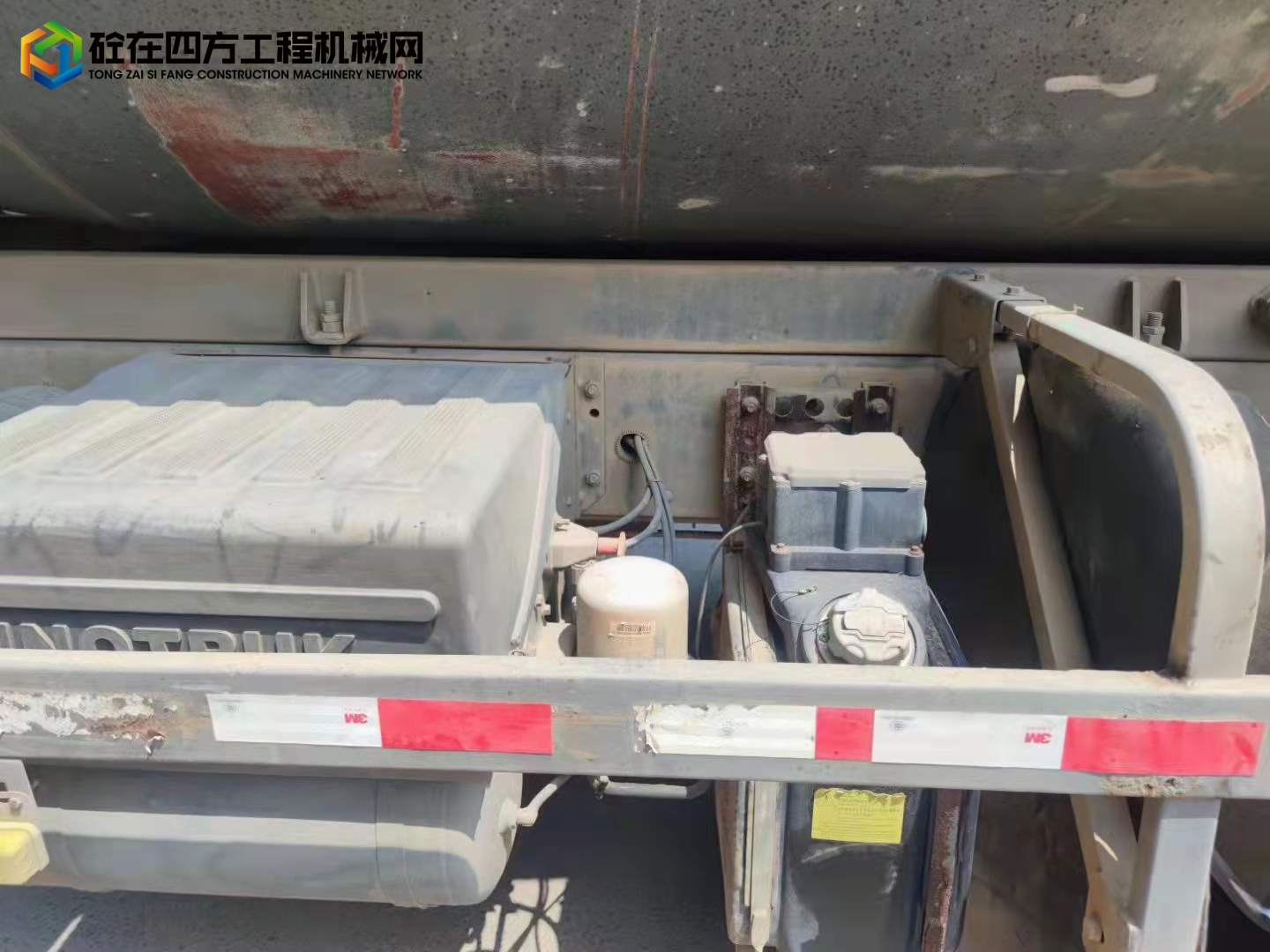 https://images.tongzsf.com/tong/truck_machine/20220302/1621f1dd277df3.jpg