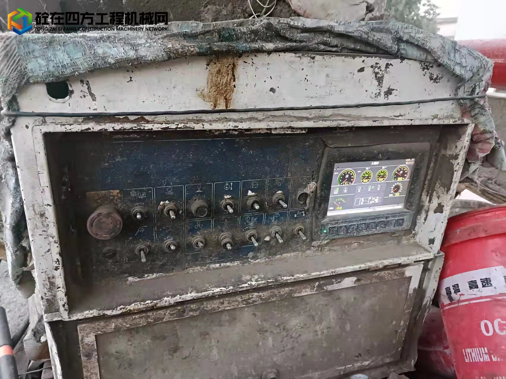 https://images.tongzsf.com/tong/truck_machine/20220302/1621f2020f06f0.jpg
