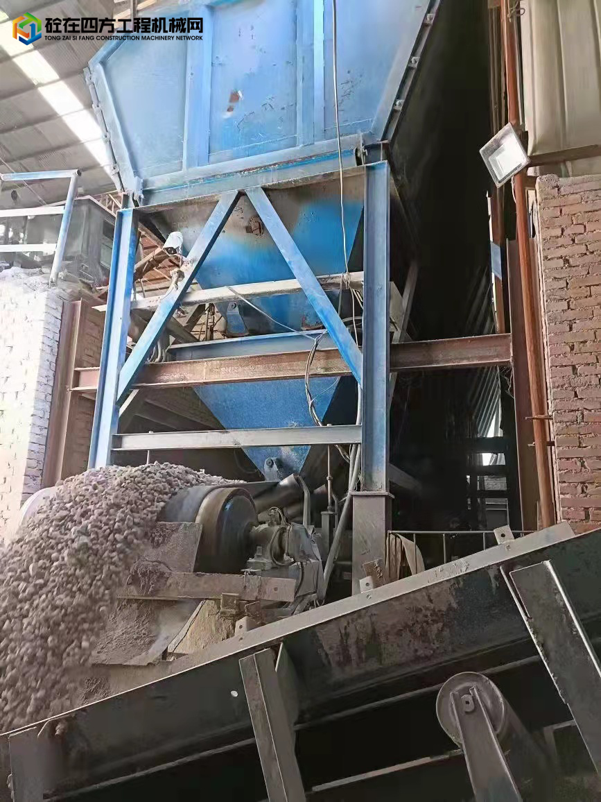 https://images.tongzsf.com/tong/truck_machine/20220302/1621f28e9c95b6.jpg