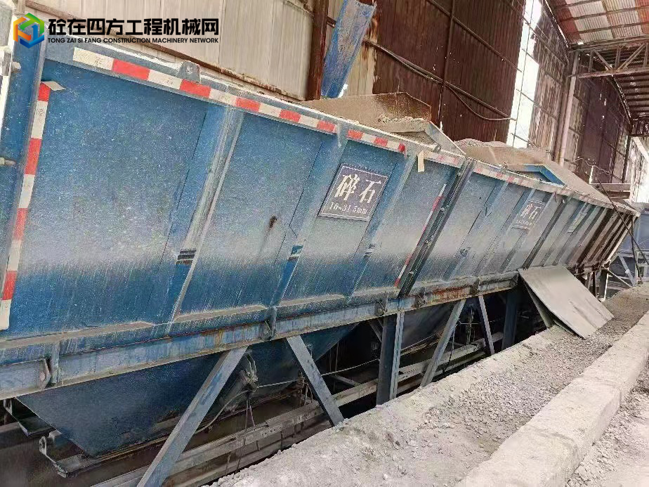 https://images.tongzsf.com/tong/truck_machine/20220302/1621f28eb2b19d.jpg