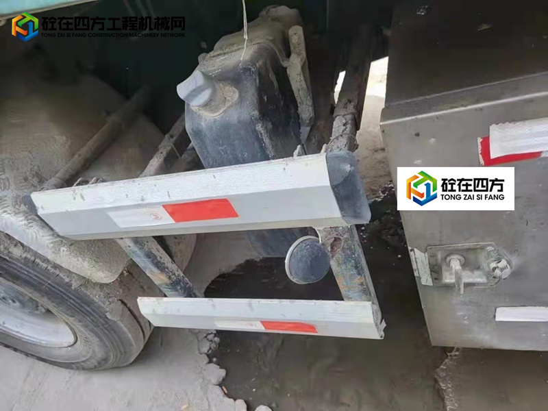 https://images.tongzsf.com/tong/truck_machine/20220303/162202c94aad3a.jpg