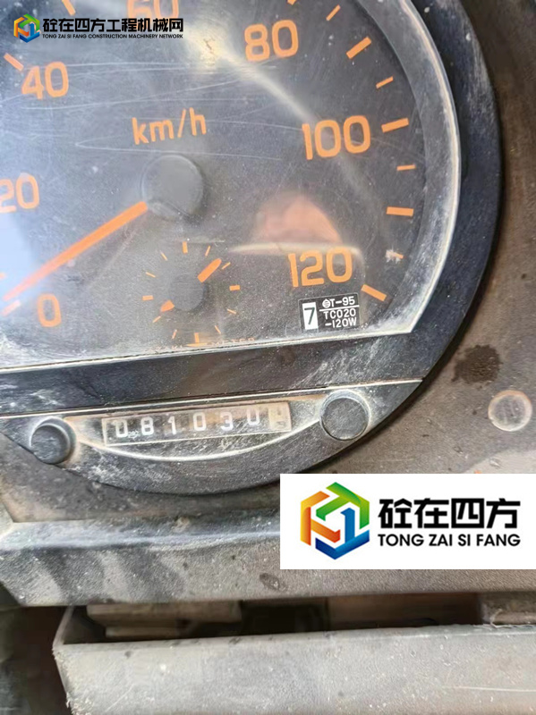 https://images.tongzsf.com/tong/truck_machine/20220303/162202f980a11e.jpg