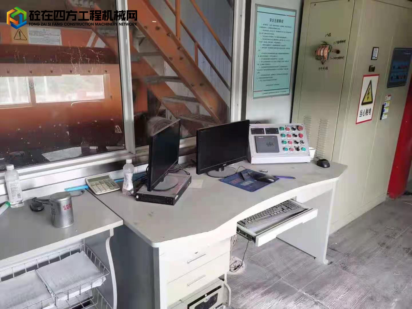 https://images.tongzsf.com/tong/truck_machine/20220303/1622085dd8a38e.jpg