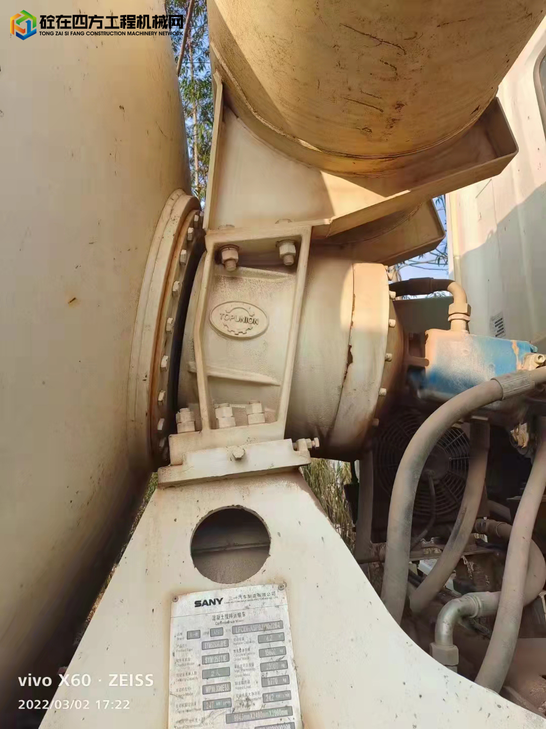 https://images.tongzsf.com/tong/truck_machine/20220304/16221c52b5e210.jpg