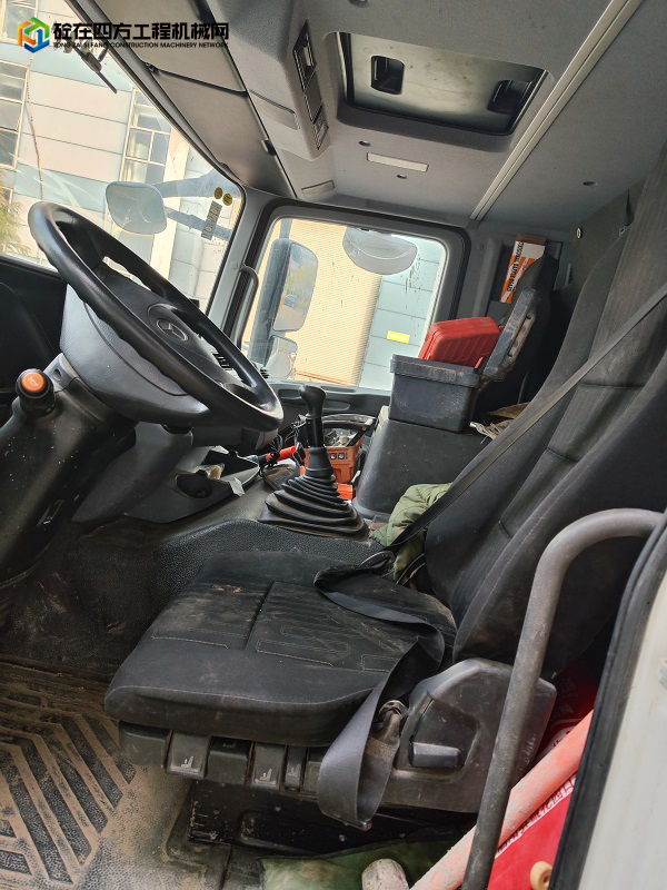 https://images.tongzsf.com/tong/truck_machine/20220305/16222ccd4eaf26.jpg