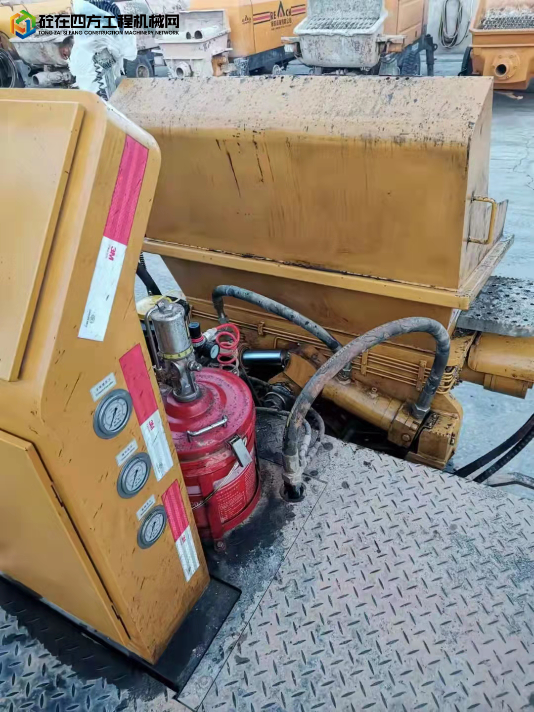 https://images.tongzsf.com/tong/truck_machine/20220305/16222cf7fe63c6.jpg