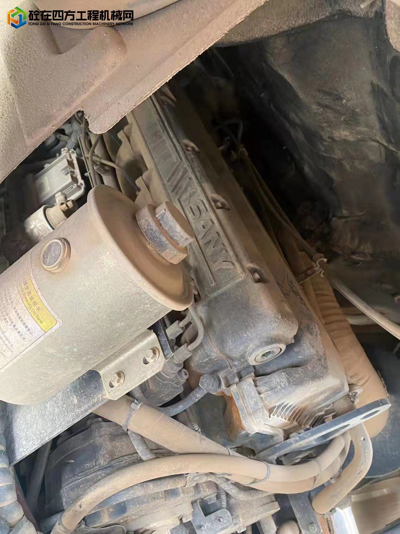 https://images.tongzsf.com/tong/truck_machine/20220307/16225cc0cc4fd3.jpg
