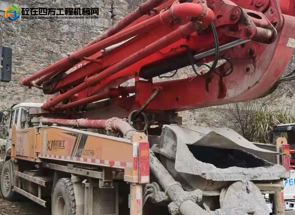 https://images.tongzsf.com/tong/truck_machine/20220307/16225d1d59e94b.jpg