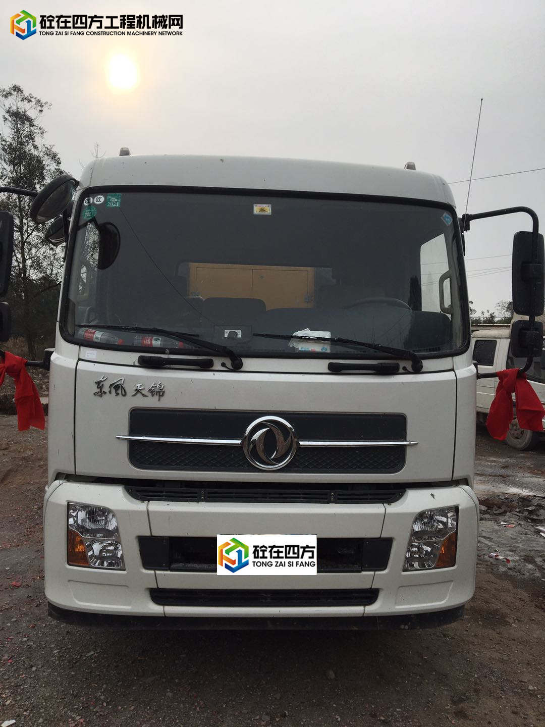 https://images.tongzsf.com/tong/truck_machine/20220308/16226cb399ac61.jpg