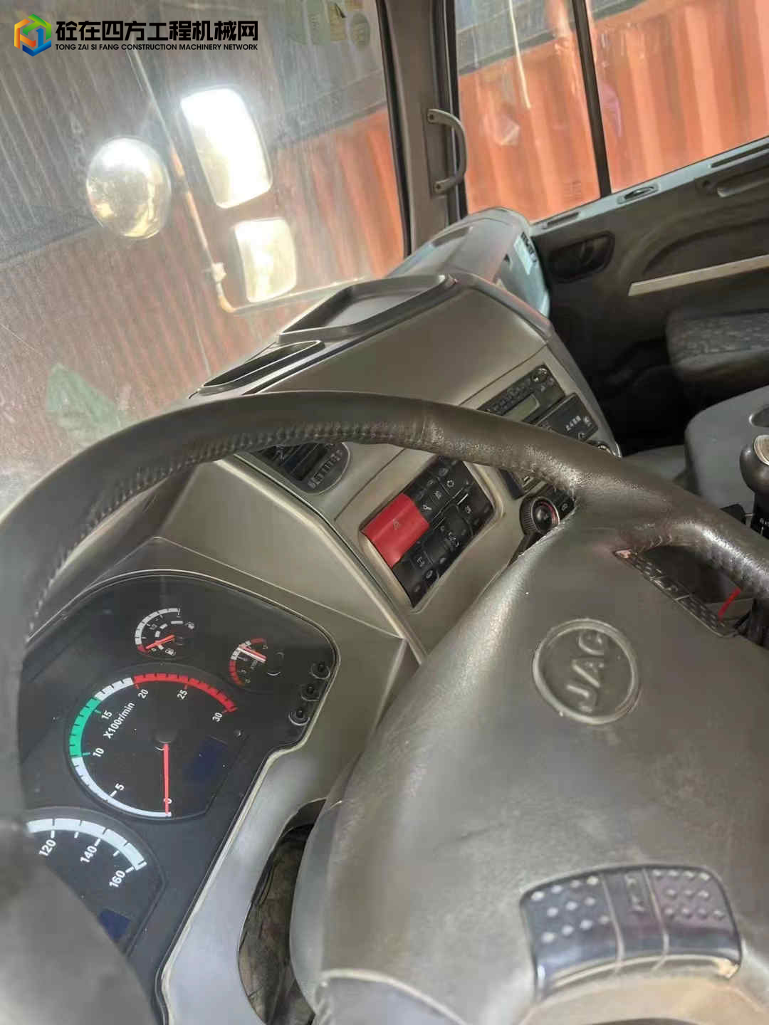 https://images.tongzsf.com/tong/truck_machine/20220310/16229bcccc949a.jpg