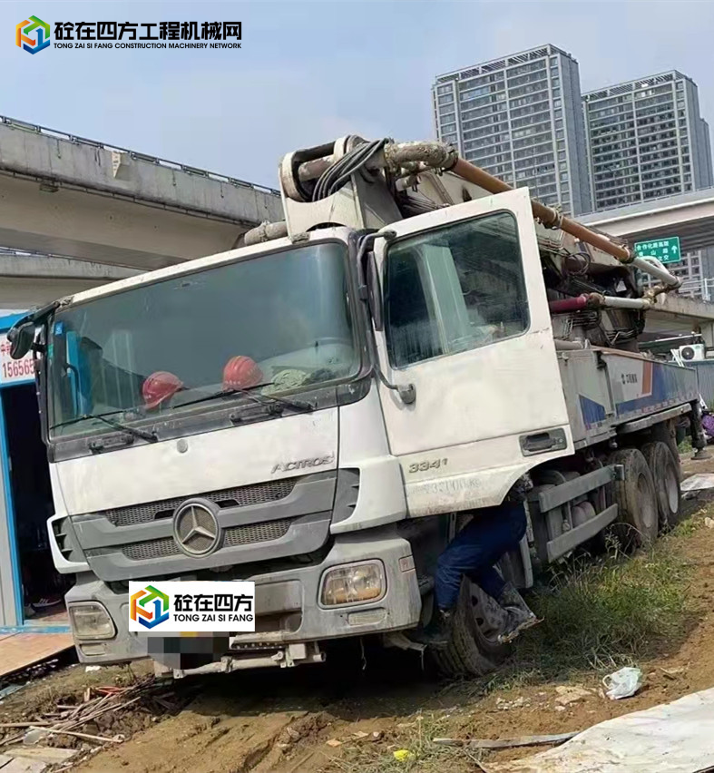 https://images.tongzsf.com/tong/truck_machine/20220312/1622c2c0f041d7.jpg