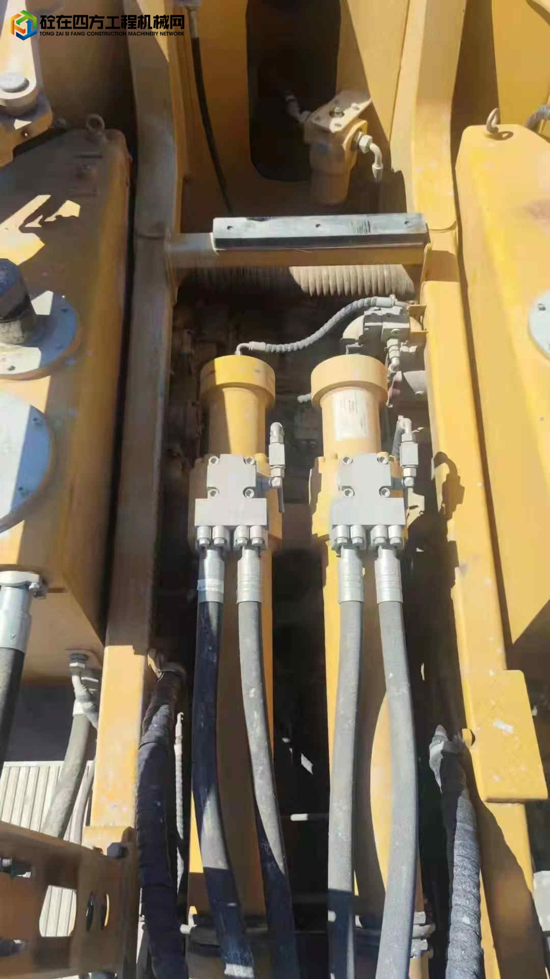 https://images.tongzsf.com/tong/truck_machine/20220312/1622c5440e02f3.jpg