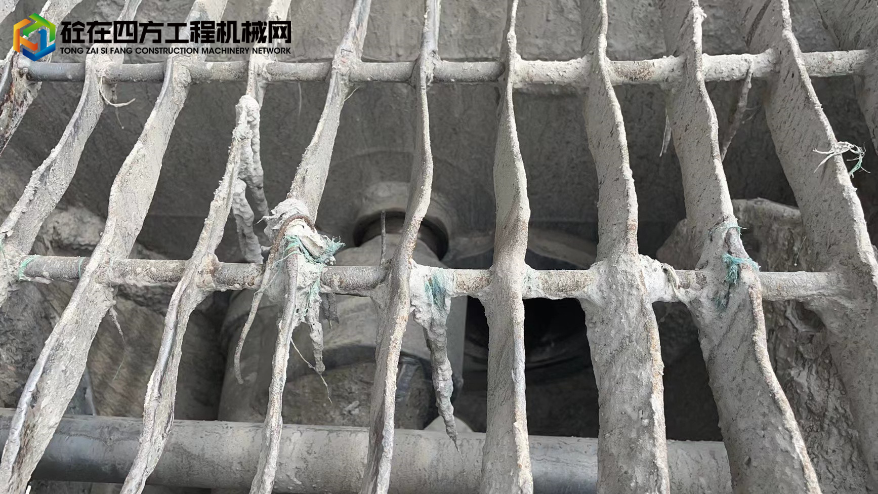 https://images.tongzsf.com/tong/truck_machine/20220314/1622ea27f960a1.jpg