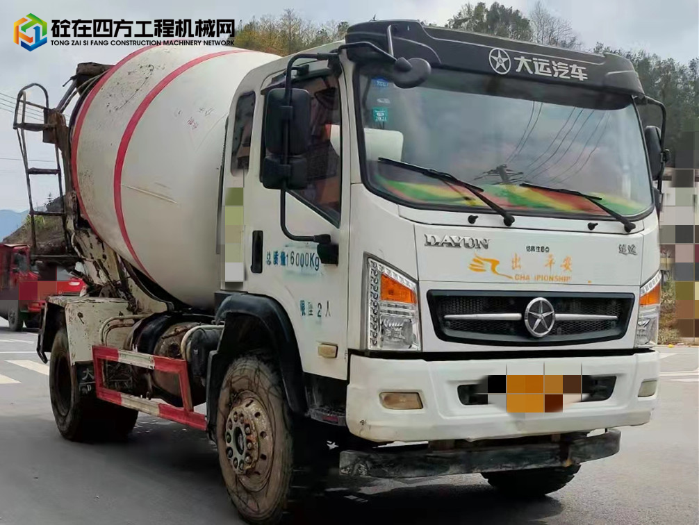https://images.tongzsf.com/tong/truck_machine/20220314/1622f08fec494a.jpg