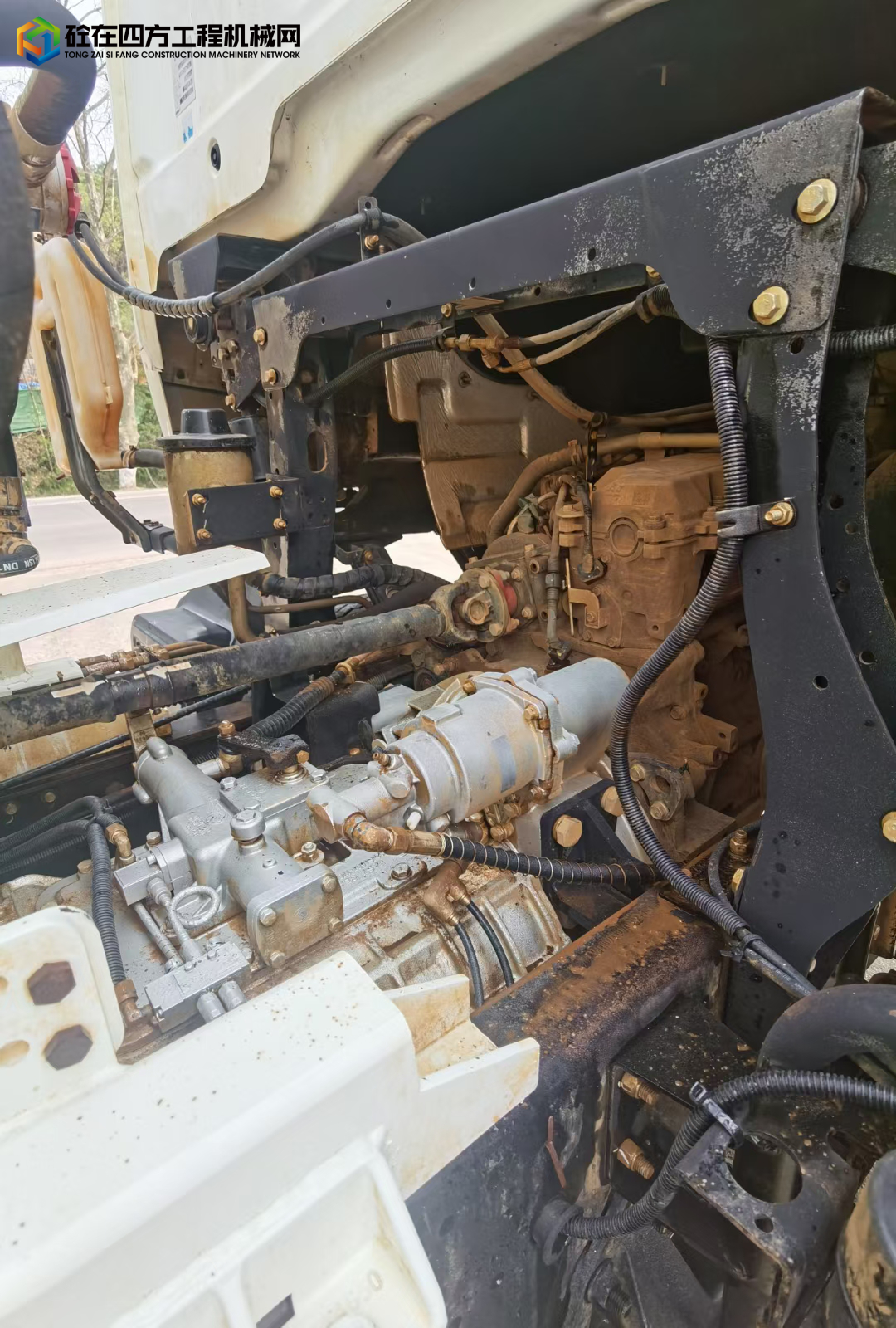 https://images.tongzsf.com/tong/truck_machine/20220314/1622f42d27fedb.jpg