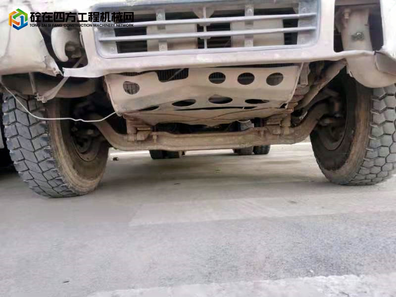 https://images.tongzsf.com/tong/truck_machine/20220315/162302f5105347.jpg