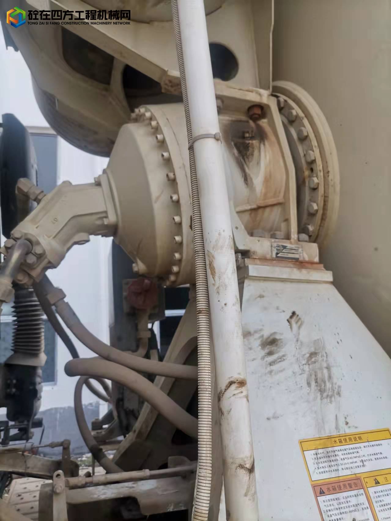 https://images.tongzsf.com/tong/truck_machine/20220315/16230599bae56d.jpg